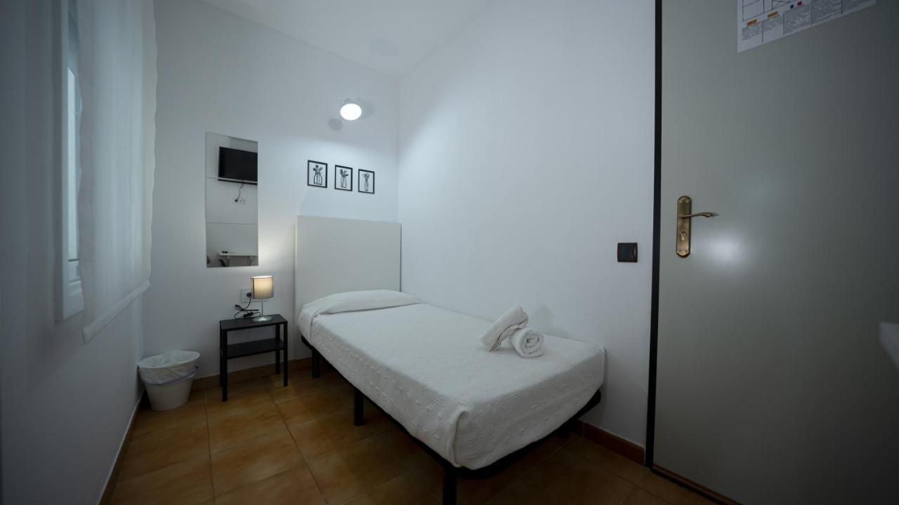 Hostal La Premsa Arenys de Mar Exterior foto